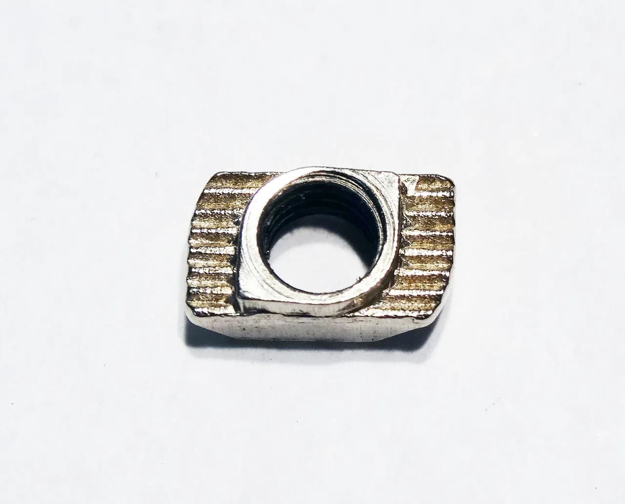 Drop In Tee Nuts M3